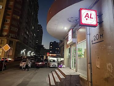 neftcilər ev: Yeni tikili binanın 17-4 mertebesinde 2 otaqlı 78.kv.m menzil satılır — 8