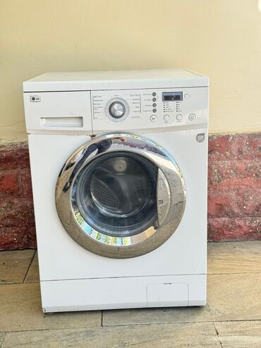 kreditle paltar yuyan: Paltaryuyan maşın LG, 6 kq, Yeni, Avtomat, Qurutma var, Kredit yoxdur, Ünvandan götürmə