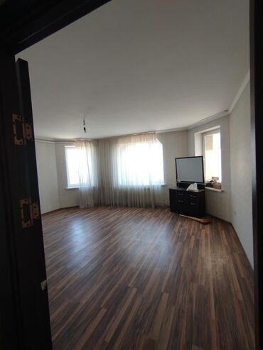 Продажа домов: Дом, 300 м², 8 комнат, Собственник, Косметический ремонт at lalafo.kg — 11 Продажа домов: Дом, 300 м², 8 комнат, Собственник, Косметический ремонт — 11