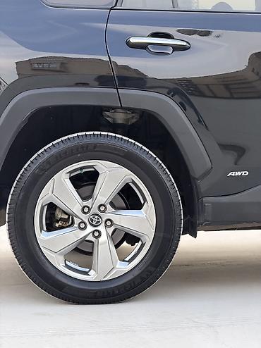 обмен на фура: Toyota RAV4: 2020 г., 2.5 л, Автомат, Гибрид, Кроссовер — 8