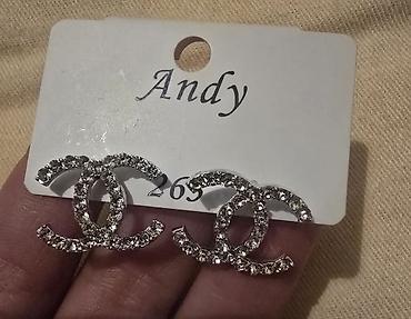 Accessories: Mindjuše CC znak sa cirkonima, srebrne i zlatne boje, bizuterija. Kao — 8