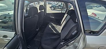 авто чехол бишкек: Toyota Corolla Verso: 2002 г., 1.8 л, Кол менен иштөөчү, Бензин, Вэн/Минивэн — 5