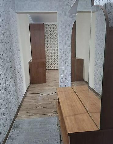 Батирлерди ижарага берүү: 1 бөлмө, 5-мкр Кыймылсыз мүлк агенттиги, Жаныбарлары жок, 1 айдан баштап, 3 айдан баштап, 6 айдан баштап, Толугу менен эмереги бар — 2