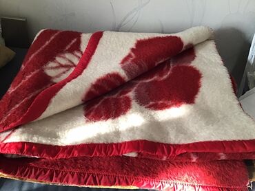 велюровый плед: Покрывало Для кровати, цвет - Красный