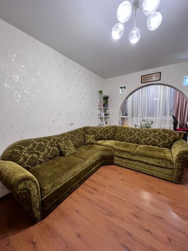 Продаем турецкий диван Размеры 280х260, хорошее состояние. недавно