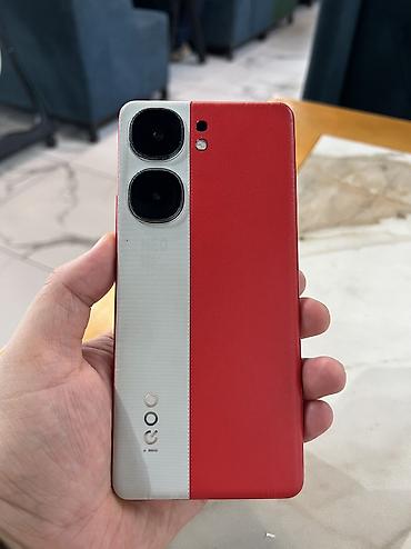 айон ай 60: Vivo IQOO Z11, Б/у, 256 ГБ, цвет - Красный — 1