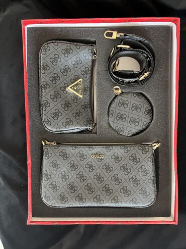 Eynəklər: Çanta dəsti, Guess, Yeni