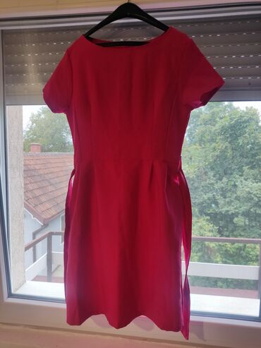 zuta svecana haljina: L (EU 40), color - Red, Evening, Short sleeves