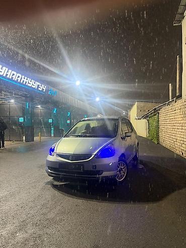 Honda: Honda Fit: 2003 г., 1.3 л, Вариатор, Бензин, Хэтчбэк — 3