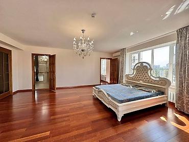 penthouse: 6 комнат и более, бульвар Эркиндик Агентство недвижимости, Без животных, от 1 года, С мебелью полностью — 6
