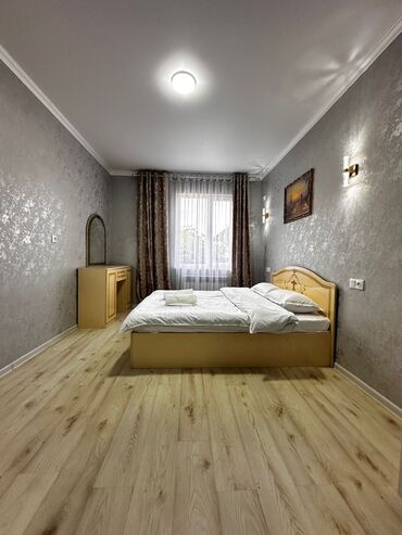 Посуточная аренда квартир: 1 комната, Душевая кабина, Постельное белье, Кондиционер — 12