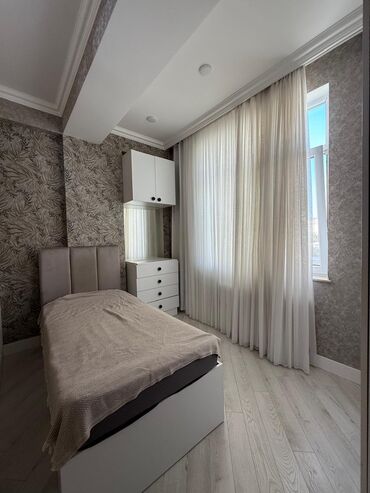 Yeni tikili: 3 otaqlı, Yeni tikili, 108 kv. m — 3