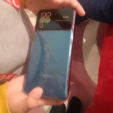 samsung 9: Samsung Galaxy A22, 32 ГБ, цвет - Голубой, Беспроводная зарядка