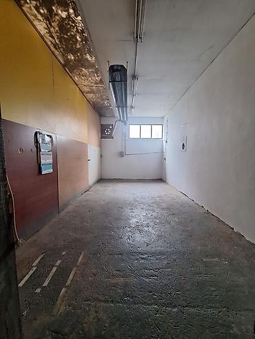 Magacini i radionice: Iznajmljujem magacinski i kancelarijski prostor - Zemun. Lokacija — 8