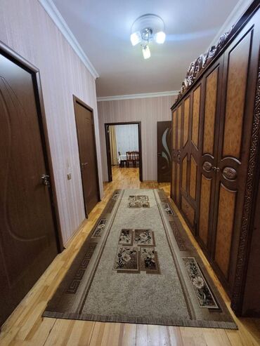 Uzunmüddətli kirayə mənzillər: Nəsimi metrosuna əyaqnan 2-dəqiqə məsafədə 17 mərtəbəli binanın 4-cü — 5