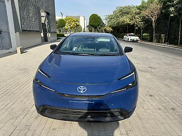 eado ev: Toyota Prius: 2024 г., 2 л, Автомат, Бензин, Хэтчбэк — 10