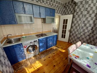 Uzunmüddətli kirayə mənzillər: Yeni yasamalda Vital klinikasının yanında 2 otaqlı tam — 1