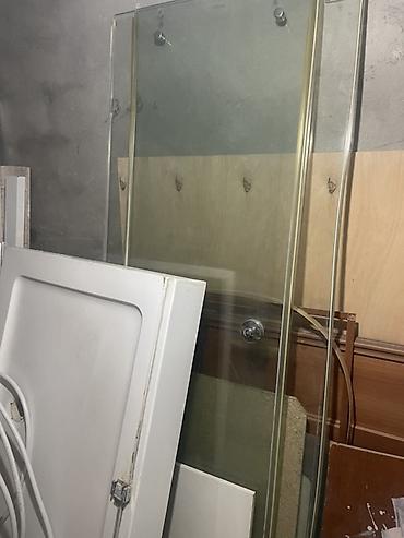 plasmas panel: Duş kabinəsi şüşələri və palet - Komplekt: 2 ədəd sürgülü/qatlanan — 3