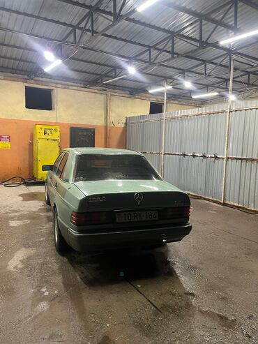 Mercedes-Benz: Mercedes-Benz 190 (W201): 2 l | 1991 il Sedan — 2