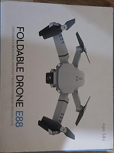 mutfaq oyuncaqları: E88 Foldable Drone – qatlanan kvadrokopter Problemi yoxdur,sağlam — 1