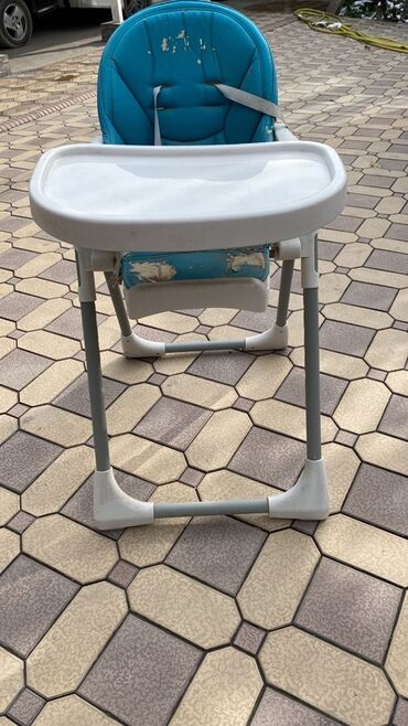стульчик для кормления качеля: Детский стульчик для кормления с подносом. Особенности: - Съемный