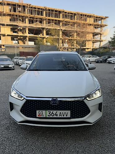byd qin: BYD E2: 2022 г., Автомат, Электромобиль, Хэтчбэк — 2