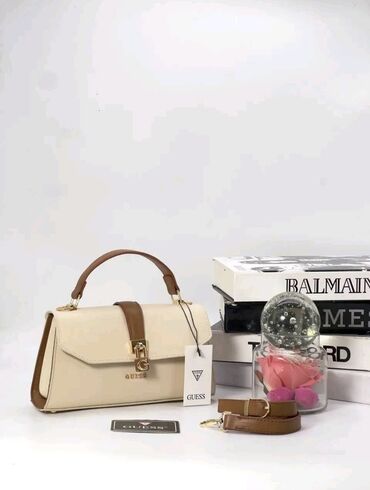 Torbe: Dimenzije: 22x15cm — 11