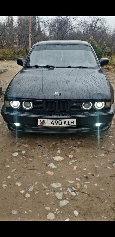 арзан авто машиналар: BMW 5 series: 1990 г., 2.5 л, Механика, Бензин, Седан