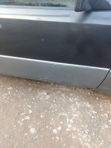 Mercedes-Benz: Mercedes-Benz W124: 1992 г., 2.3 л, Механика, Бензин, Седан — 8