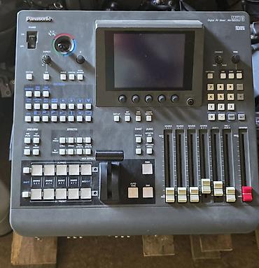 səs yazıcı: Panasonic WJ‑MX70 Digital AV Mixer - Peşəkar video və audio — 1
