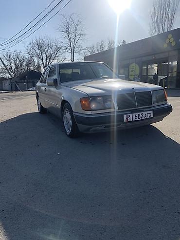 Mercedes-Benz: Mercedes-Benz W124: 1991 г., 2.3 л, Механика, Бензин, Седан — 7