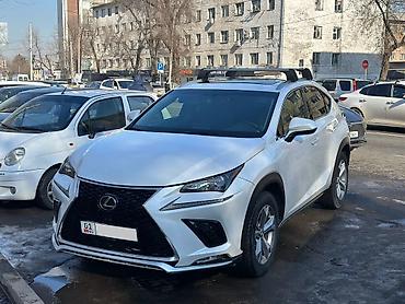 Lexus: Lexus NX: 2017 г., Автомат, Бензин, Кроссовер — 4