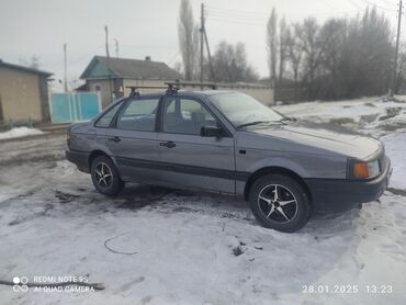 215 60 17 шины: Volkswagen Passat: 1989 г., 1.8 л, Механика, Бензин, Седан