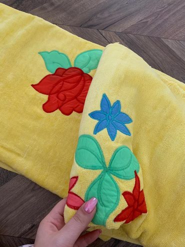 Tekstil: Texstil teze desmallar 15 azn, sufre 30 azn, yataq desti 50 azn - lalafo.az Bakı şəhərində Texstil teze desmallar 15 azn, sufre 30 azn, yataq desti 50 azn