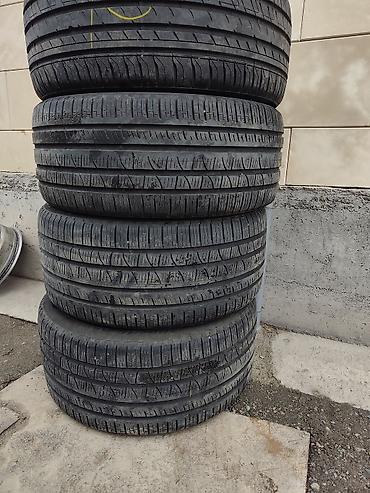 Шины: Разноширокий комплект шин: 275/45R20 2шт 
305/40 R20 2шт — 2