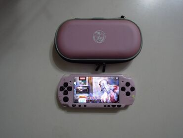 PSP (Sony PlayStation Portable): Sony PSP в отличном состоянии, прошита, установленно более 50 игр psp