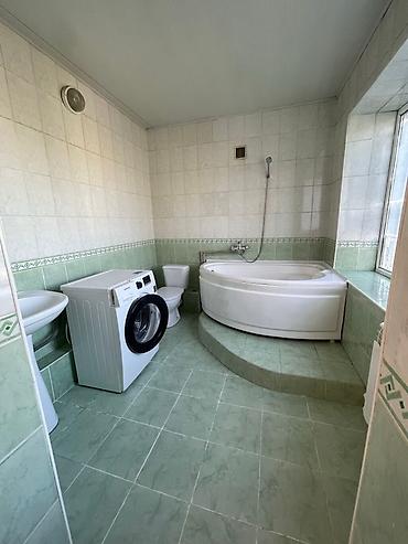 Долгосрочная аренда квартир: 3 комнаты, Собственник — 7