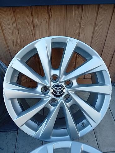 проставок: Литые Диски R 17 Toyota, Комплект, отверстий - 5, Б/у — 3