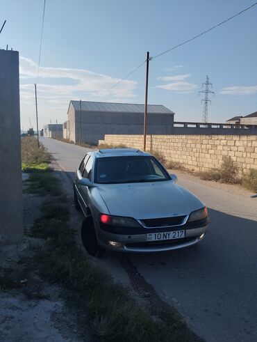 Opel: Opel Vectra: 1.8 l | 1997 il 400000 km Sedan -da lalafo.az — 7 Opel: Opel Vectra: 1.8 l | 1997 il 400000 km Sedan — 7