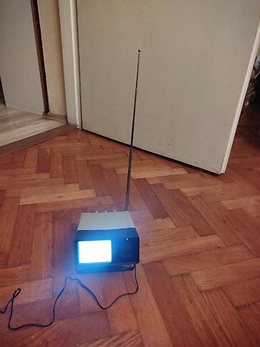 Televizori: Retro televizor stari mali tv. Nepoznato stanje. Dijagonala ekrana — 13