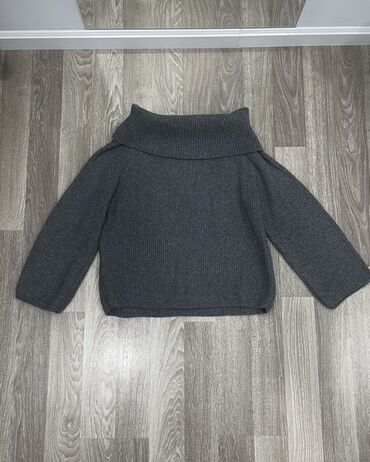 Кофты, свитеры: Sweater 47 manata alınıb ve az istifade olunub