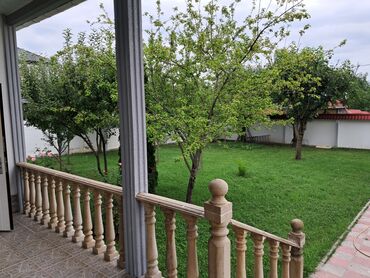 Günlük kirayə evlər: 90 kv. m, 3 otaqlı — 17