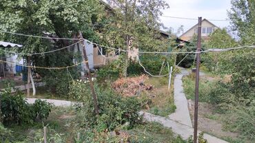 продать дом в бишкеке: Дом, 87 м², 4 комнаты, Собственник, Старый ремонт