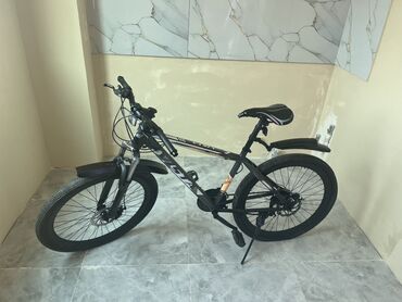 Velosiped ehtiyyat hissələri: İşlənmiş Dağ velosipedi Vista, 26", sürətlərin sayı: 21, Ünvandan götürmə, Ödənişli çatdırılma