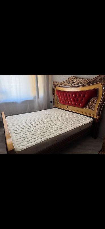 carpayı dəsti: Iki nəfərlik matras, az işlənib, yaxşı vəziyədədir. ölçüsü 1,80×200 — 1