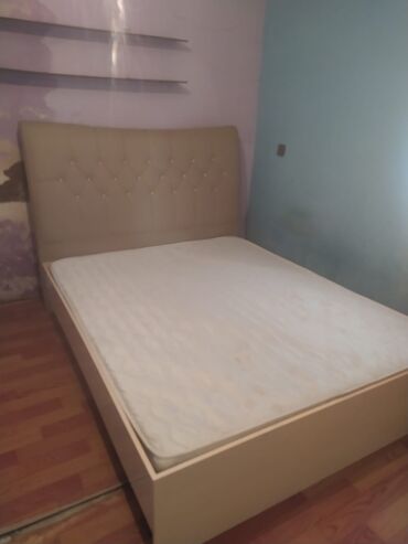 Комнатные растения: Mebel ikinci əl amma super vəziyyətdədir 550 manat şəhər daxili pulsuz