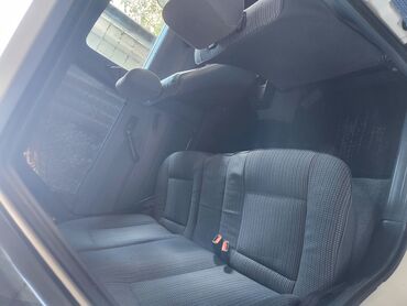 Volkswagen: Volkswagen Passat: 1990 г., 1.8 л, Механика, Бензин, Седан — 14