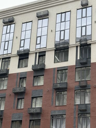 арендовать квартиру для офиса: 3 комнаты, 74 м², Элитка, 7 этаж, ПСО (под самоотделку)