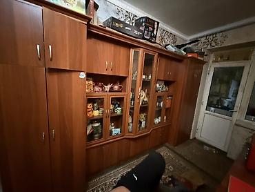 Стенки-шкафы: Стенка-шкаф, Тип стенки-шкафа: Модульная, Для зала, Б/у, Особенности: Для хранения посуды — 2