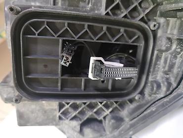 bmw e39 lip: Məhsul: Mercedes-Benz orijinal sol ön fara (LED) İstehsalçı: Hella Ön — 5